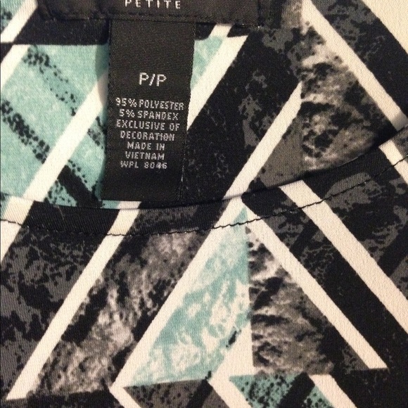 Alfani Petite blouse shirt 👚 - Picture 3 of 3